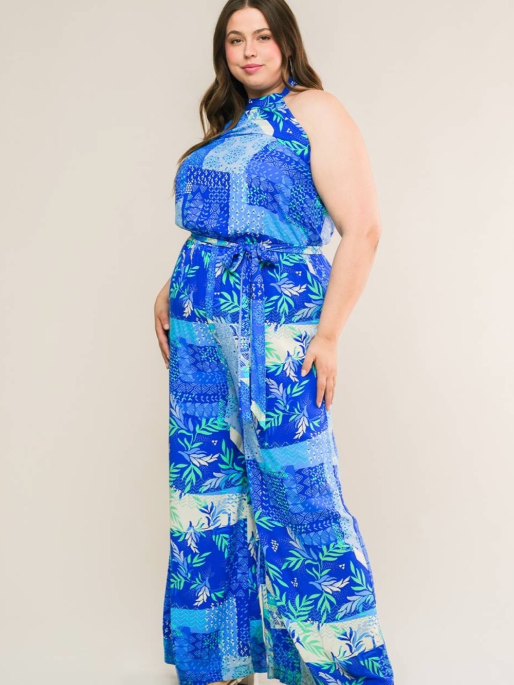 💕PLUS Flying Tomato Halter Patchwork Print Jumpsuit - Picture 7 of 10